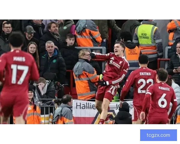 又来了摩根怒批裁判双标曼城被送胜阿森纳绝杀必被吹掉